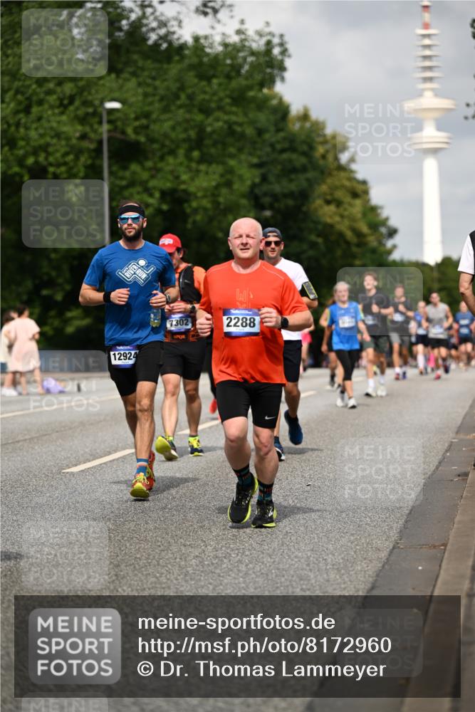 29.06.2025 - hella hamburg halbmarathon Dr. Thomas Lammeyer http://msf.ph/oto/8172960 29.06.2025 10:09:53 Kennedybrücke 1229, 1842, 2288, 3461, 4014, 4220, 4782, 4868, 5073, 5762, 7138, 7302, 8049, 8727, 8894, 9339, 9361, 9477, 9736, 9737, 9738, 9917, 10343, 10791, 10998 meine-sportfotos.de