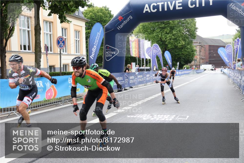 29.06.2025 - hella hamburg halbmarathon Strokosch-Dieckow http://msf.ph/oto/8172987 29.06.2025 09:13:54 Ziel 20173, 20402, 20466, 20481, 20483 meine-sportfotos.de