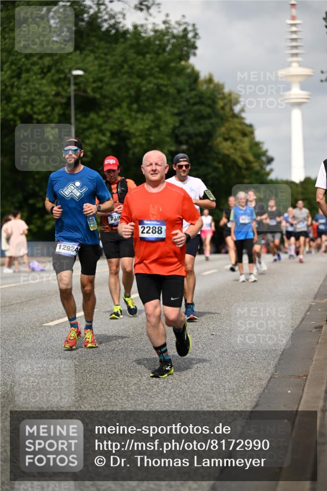 29.06.2025 - hella hamburg halbmarathon Dr. Thomas Lammeyer http://msf.ph/oto/8172990 29.06.2025 10:09:54 Kennedybrücke 1229, 1842, 2288, 3461, 4014, 4782, 4868, 5073, 5762, 7138, 7302, 8049, 8727, 8894, 9339, 9361, 9477, 9736, 9737, 9738, 9917, 10343, 10791, 10998 meine-sportfotos.de
