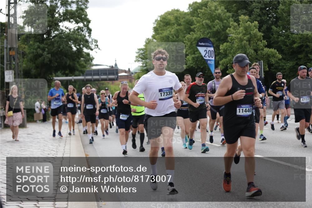 29.06.2025 - hella hamburg halbmarathon Jannik Wohlers http://msf.ph/oto/8173007 29.06.2025 10:21:53 Lombardsbrücke 1003, 1187, 1419, 1598, 2009, 2022, 2063, 2351, 2514, 3050, 3108, 3172, 3458, 3910, 3946, 4113, 4114, 4131, 4366, 4556, 4559, 4829, 4970, 5079, 5838, 6030, 6048, 6049, 6303, 6307, 6347, 6820, 6977, 7794, 8511, 8855, 8884, 8954, 9204, 9516, 10088, 10241, 10917, 11046, 11440, 12933, 13255, 13820, 14053, 14079, 14240, 14314, 14333, 14442, 14901, 14903, 14980, 15114, 15129, 15660, 16154, 16920, 17556, 17696, 18172, 18661, 19154 meine-sportfotos.de