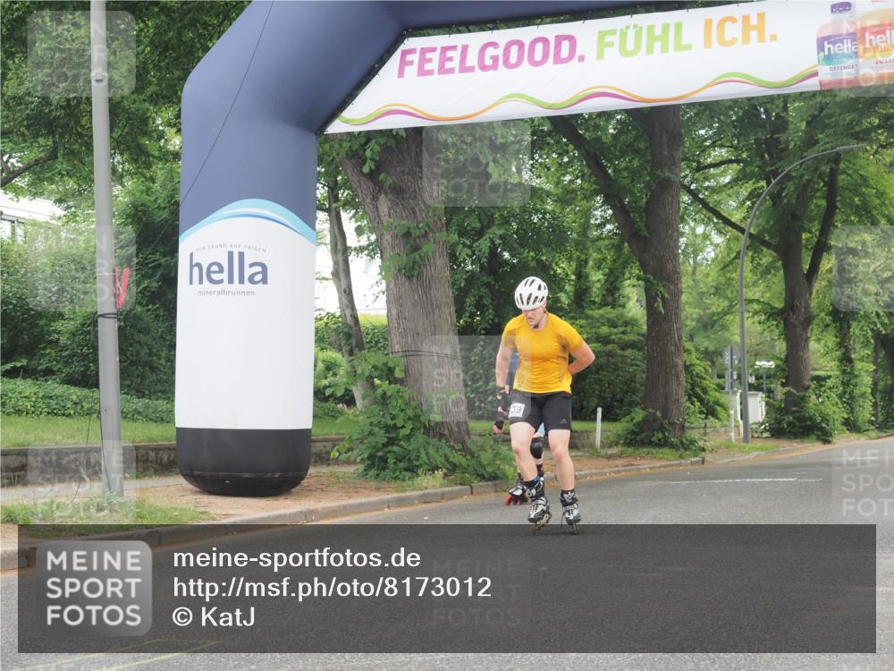 29.06.2025 - hella hamburg halbmarathon KatJ http://msf.ph/oto/8173012 29.06.2025 09:20:04 Zwischen KM18-KM19  meine-sportfotos.de