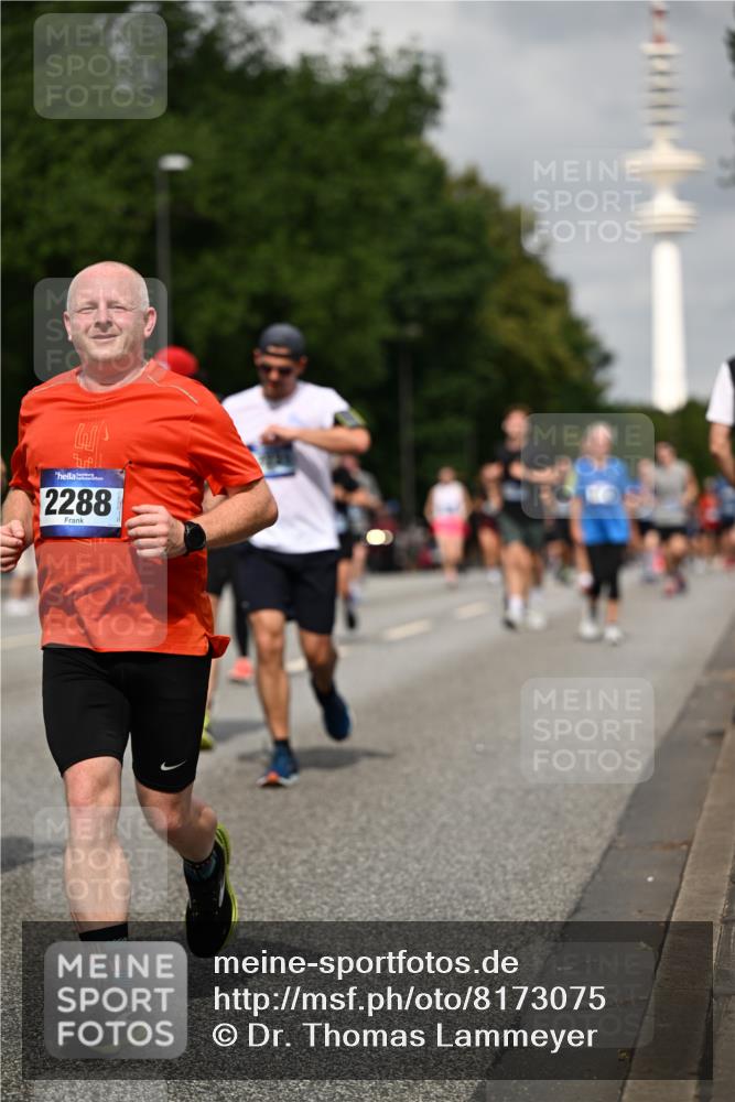 29.06.2025 - hella hamburg halbmarathon Dr. Thomas Lammeyer http://msf.ph/oto/8173075 29.06.2025 10:09:55 Kennedybrücke 1229, 1842, 2288, 3461, 4782, 4868, 5073, 5762, 7138, 7302, 8049, 8727, 8894, 8909, 9339, 9361, 9477, 9736, 9737, 9738, 9917, 10343, 10791, 10998 meine-sportfotos.de