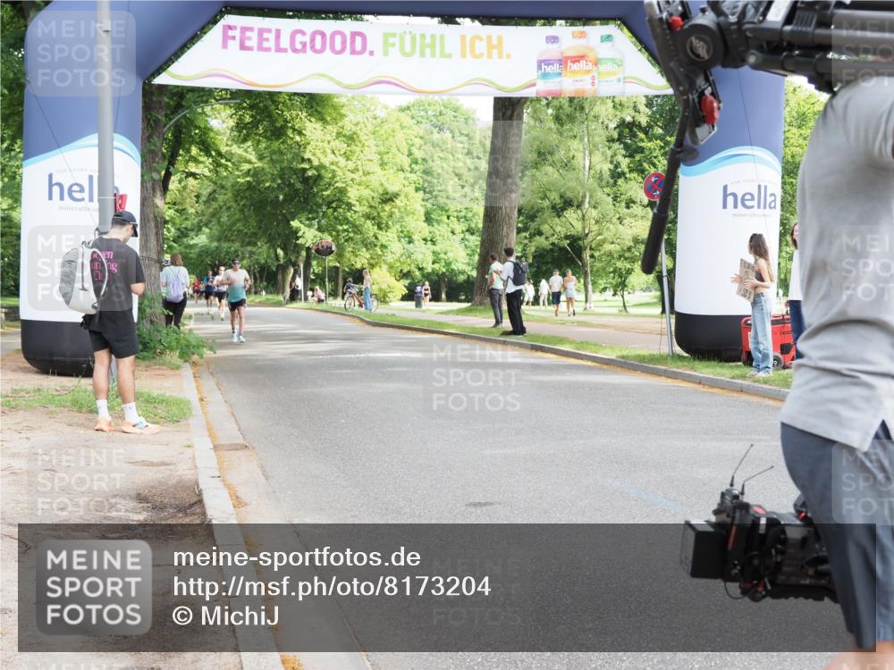 29.06.2025 - hella hamburg halbmarathon MichiJ http://msf.ph/oto/8173204 29.06.2025 10:15:32 Zwischen KM18-KM19 1271, 11994 meine-sportfotos.de