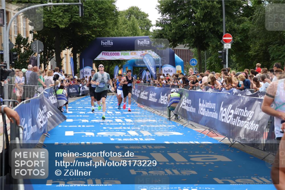 29.06.2025 - hella hamburg halbmarathon Zöllner http://msf.ph/oto/8173229 29.06.2025 10:36:56 Ziel 3959, 5307, 7310, 11620, 13141, 14691, 15939, 18384 meine-sportfotos.de