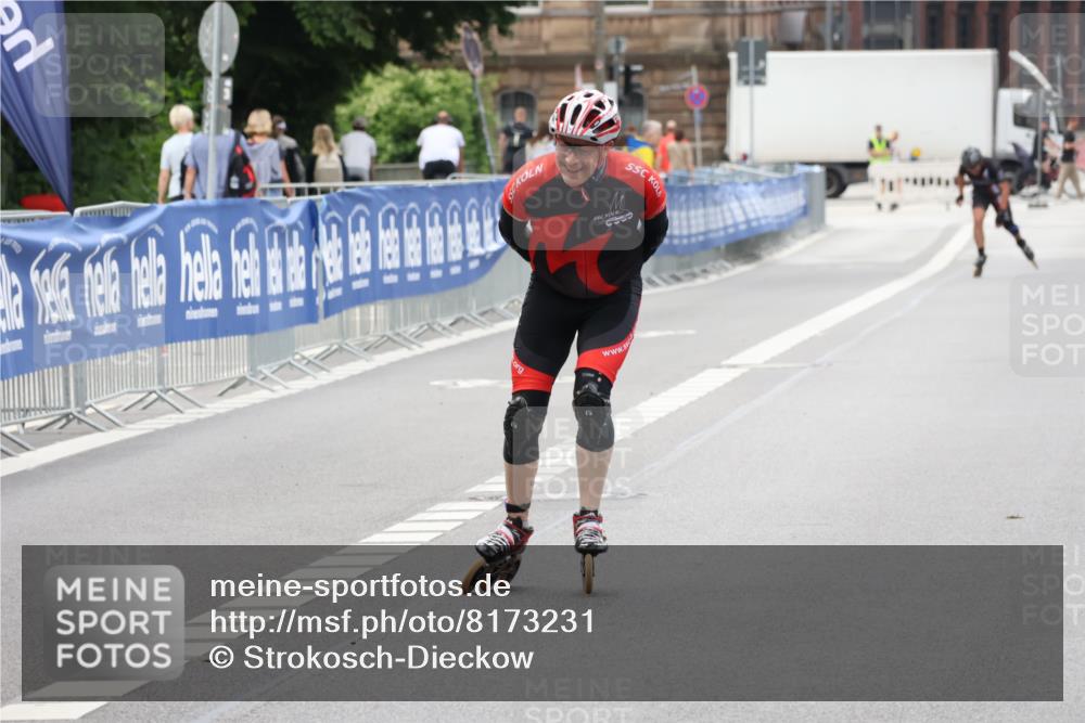 29.06.2025 - hella hamburg halbmarathon Strokosch-Dieckow http://msf.ph/oto/8173231 29.06.2025 09:14:17 Ziel 20451 meine-sportfotos.de