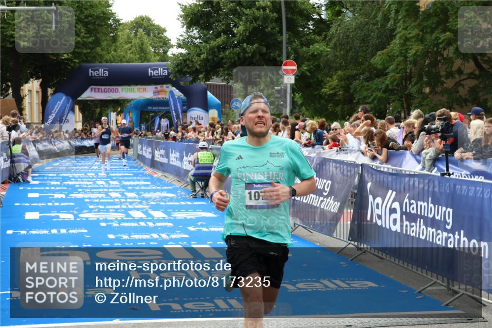 29.06.2025 - hella hamburg halbmarathon Zöllner http://msf.ph/oto/8173235 29.06.2025 10:23:56 Ziel 7963, 9447, 10780, 11194, 12360, 13440 meine-sportfotos.de