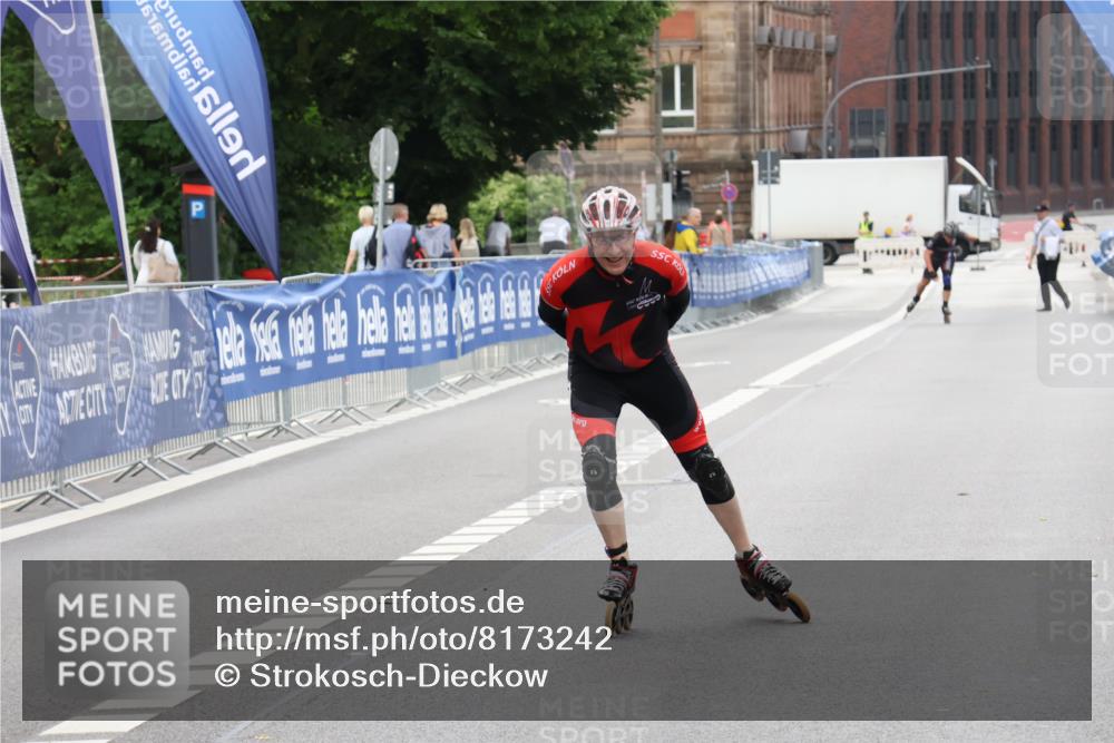 29.06.2025 - hella hamburg halbmarathon Strokosch-Dieckow http://msf.ph/oto/8173242 29.06.2025 09:14:18 Ziel 20112, 20451 meine-sportfotos.de