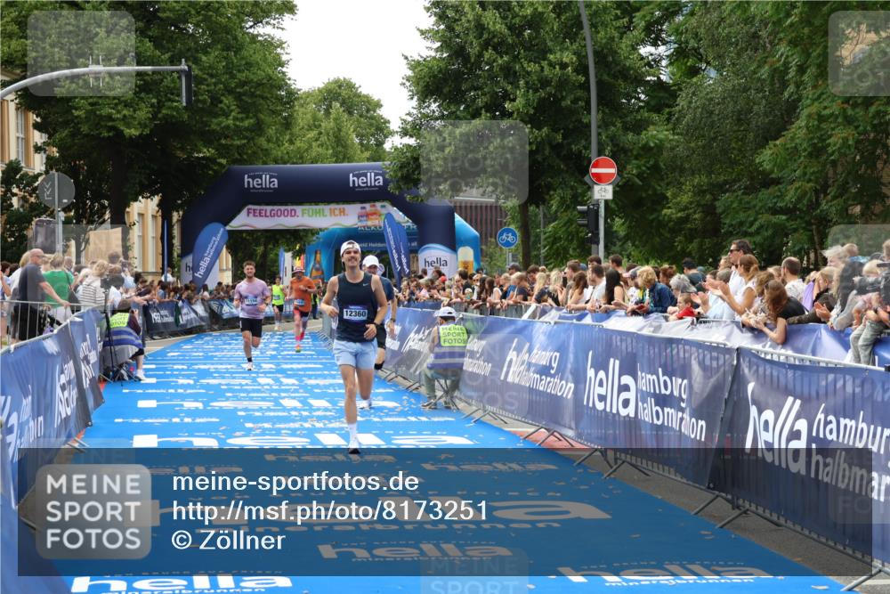 29.06.2025 - hella hamburg halbmarathon Zöllner http://msf.ph/oto/8173251 29.06.2025 10:23:59 Ziel 7963, 11194, 12360, 13440 meine-sportfotos.de