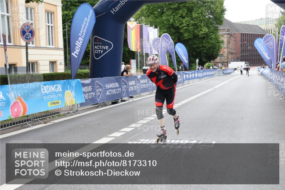 29.06.2025 - hella hamburg halbmarathon Strokosch-Dieckow http://msf.ph/oto/8173310 29.06.2025 09:14:20 Ziel 20112, 20451 meine-sportfotos.de