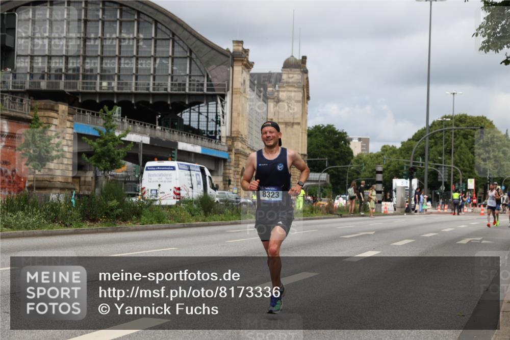 29.06.2025 - hella hamburg halbmarathon Yannick Fuchs http://msf.ph/oto/8173336 29.06.2025 10:25:23 20KM 2689, 8190, 8318, 8323, 10173, 10270, 12049, 12691, 15253, 16713, 17768 meine-sportfotos.de