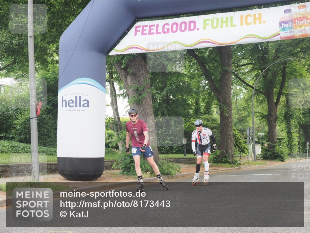 29.06.2025 - hella hamburg halbmarathon KatJ http://msf.ph/oto/8173443 29.06.2025 09:20:19 Zwischen KM18-KM19  meine-sportfotos.de