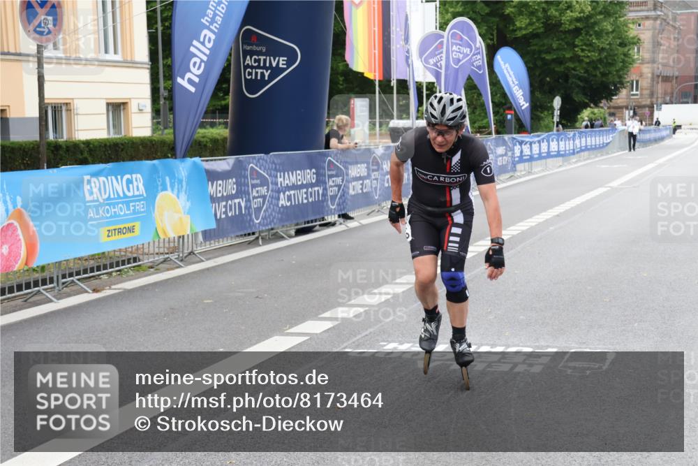 29.06.2025 - hella hamburg halbmarathon Strokosch-Dieckow http://msf.ph/oto/8173464 29.06.2025 09:14:32 Ziel 20112 meine-sportfotos.de