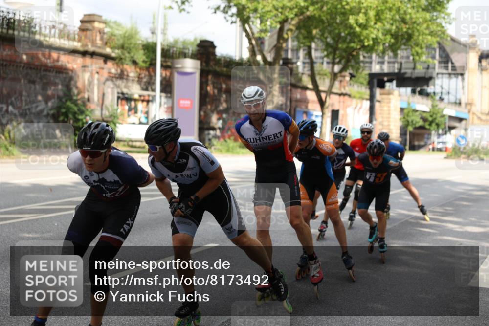 29.06.2025 - hella hamburg halbmarathon Yannick Fuchs http://msf.ph/oto/8173492 29.06.2025 09:06:49 20KM 76, 4 meine-sportfotos.de
