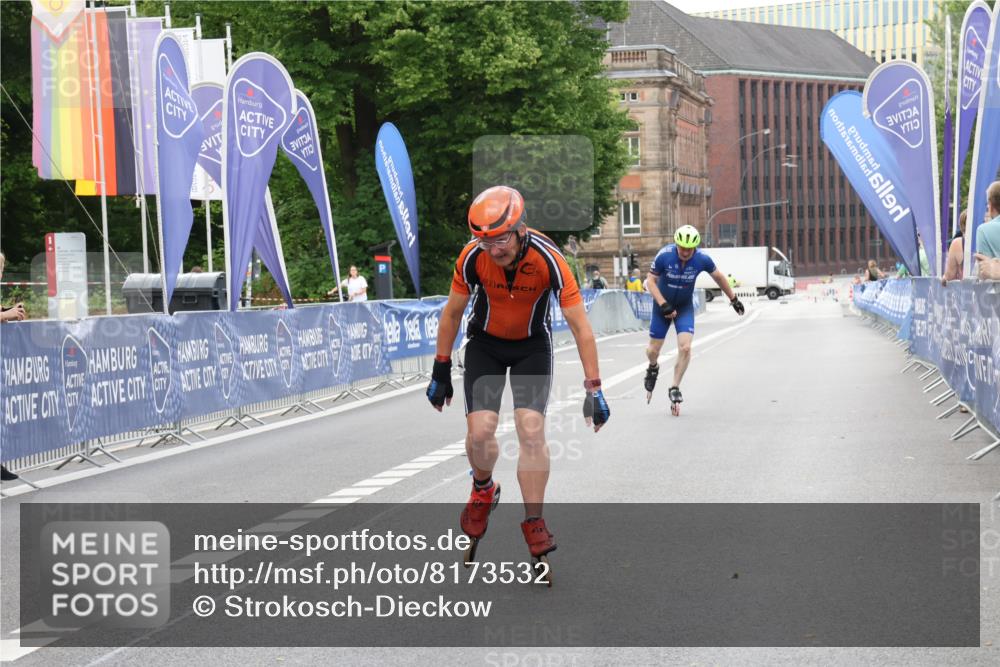 29.06.2025 - hella hamburg halbmarathon Strokosch-Dieckow http://msf.ph/oto/8173532 29.06.2025 09:15:16 Ziel 20237, 20267 meine-sportfotos.de