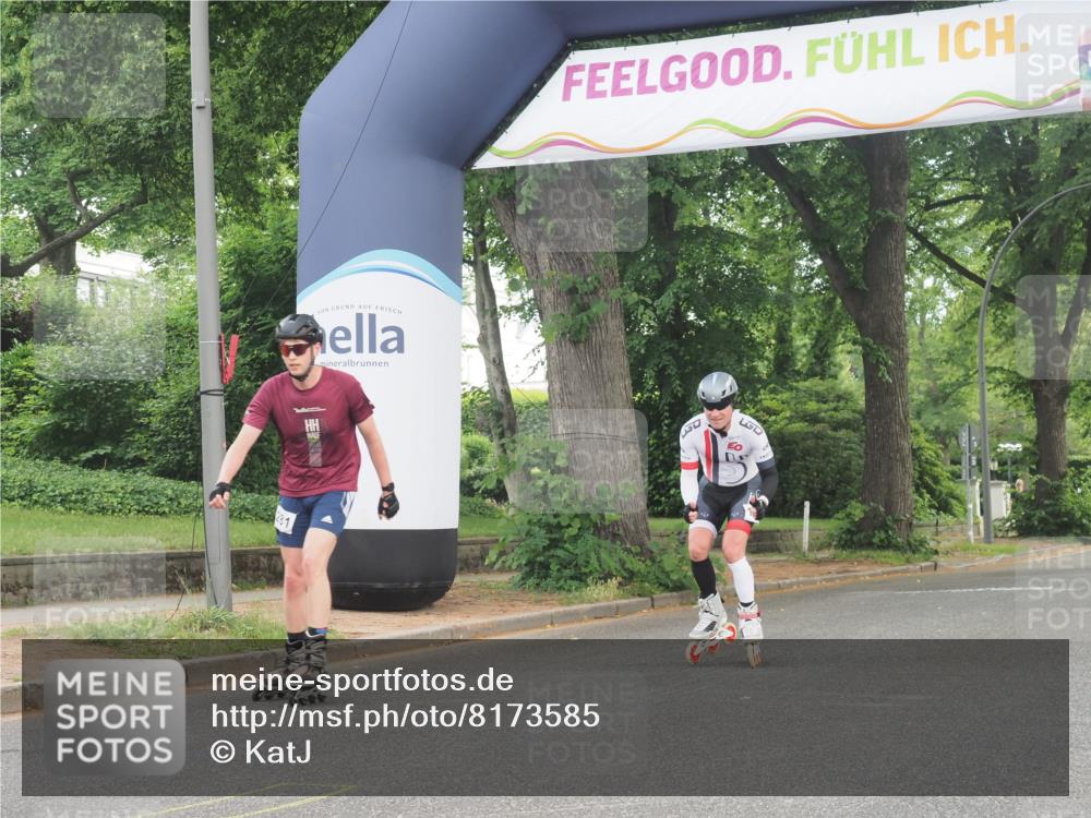 29.06.2025 - hella hamburg halbmarathon KatJ http://msf.ph/oto/8173585 29.06.2025 09:20:20 Zwischen KM18-KM19  meine-sportfotos.de
