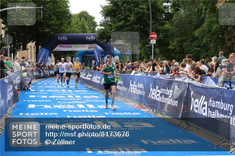 29.06.2025 - hella hamburg halbmarathon Zöllner http://msf.ph/oto/8173676 29.06.2025 10:24:11 Ziel 7331, 9269, 10234, 17614, 18569, 19041 meine-sportfotos.de