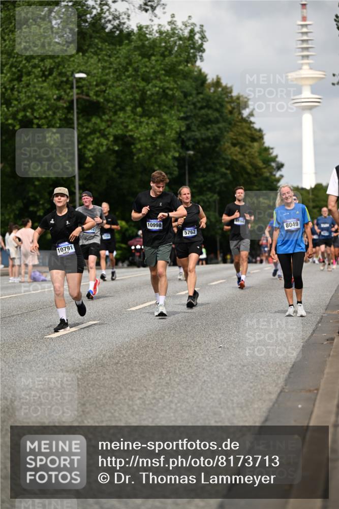 29.06.2025 - hella hamburg halbmarathon Dr. Thomas Lammeyer http://msf.ph/oto/8173713 29.06.2025 10:09:58 Kennedybrücke 1229, 1842, 2288, 3461, 4868, 5762, 7138, 7302, 8049, 8894, 8909, 9339, 9477, 9736, 9737, 9738, 9917, 10343, 10791, 10998 meine-sportfotos.de