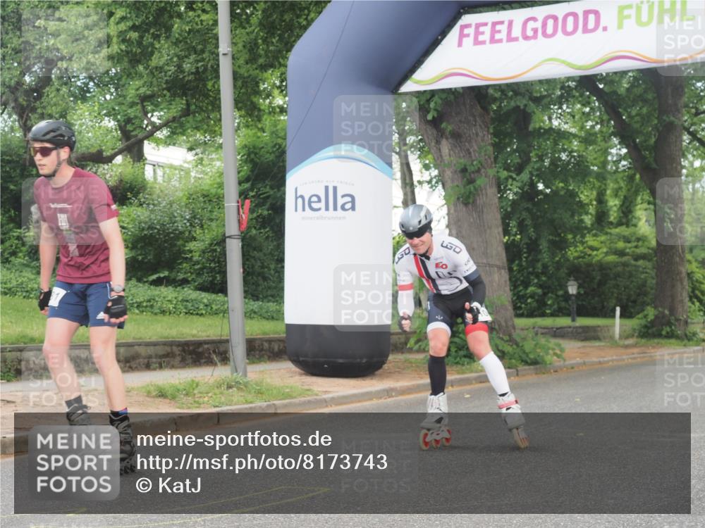 29.06.2025 - hella hamburg halbmarathon KatJ http://msf.ph/oto/8173743 29.06.2025 09:20:20 Zwischen KM18-KM19  meine-sportfotos.de