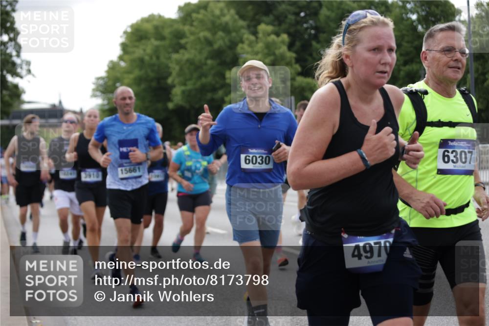 29.06.2025 - hella hamburg halbmarathon Jannik Wohlers http://msf.ph/oto/8173798 29.06.2025 10:21:57 Lombardsbrücke 1187, 1419, 1598, 2009, 2022, 2063, 2351, 2514, 3108, 3457, 3511, 3910, 3946, 4113, 4114, 4131, 4366, 4556, 4559, 4829, 4969, 4970, 5079, 5838, 6030, 6048, 6049, 6303, 6307, 6347, 6820, 6826, 6977, 7097, 7794, 8511, 8855, 8884, 8954, 9204, 9516, 10088, 10241, 10432, 10663, 10917, 10961, 11046, 11440, 12933, 13248, 13255, 13369, 13460, 13820, 14079, 14240, 14314, 14333, 14334, 14442, 14901, 14903, 14980, 15114, 15129, 17556, 19154 meine-sportfotos.de