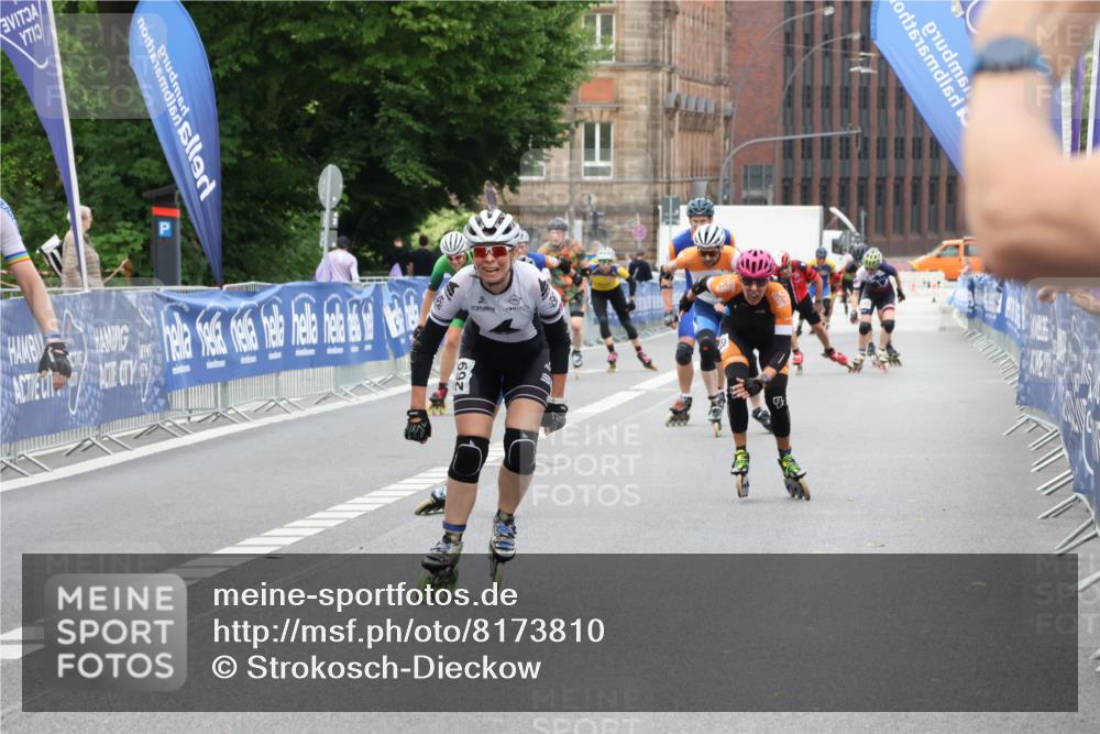 29.06.2025 - hella hamburg halbmarathon Strokosch-Dieckow http://msf.ph/oto/8173810 29.06.2025 09:15:58 Ziel 20057, 20122, 20131, 20142, 20182, 20224, 20238, 20269, 20285, 20371, 20389, 20427, 20456, 20461, 20492 meine-sportfotos.de