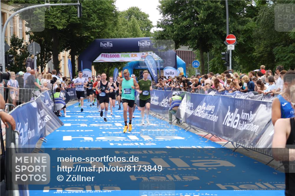 29.06.2025 - hella hamburg halbmarathon Zöllner http://msf.ph/oto/8173849 29.06.2025 10:37:05 Ziel 1385, 1411, 5315, 6123, 6458, 10738, 11120, 11620, 15261, 15410, 16992, 17024, 17125, 17658 meine-sportfotos.de