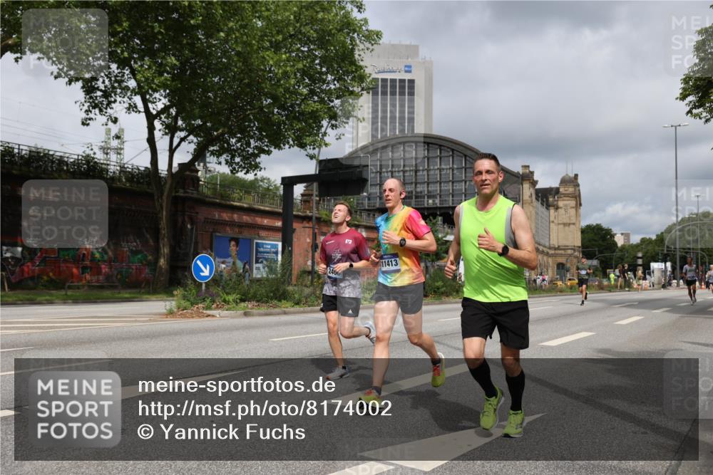 29.06.2025 - hella hamburg halbmarathon Yannick Fuchs http://msf.ph/oto/8174002 29.06.2025 10:25:54 20KM 2460, 2851, 3379, 3845, 5826, 7055, 7481, 7880, 9381, 9508, 10017, 11413, 11857, 13754, 16508, 17322, 18177, 18235, 18871 meine-sportfotos.de