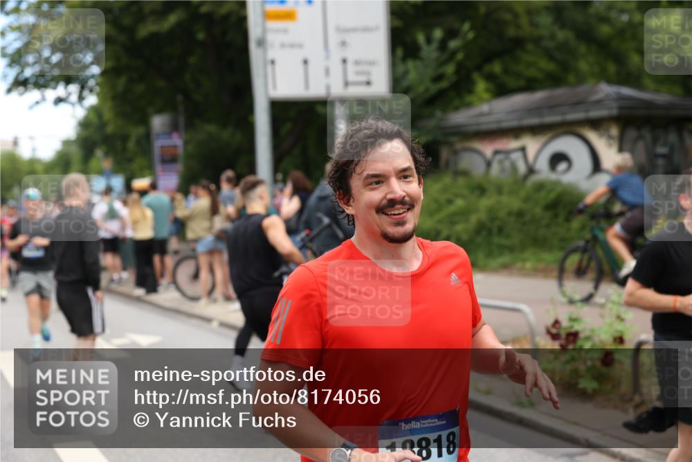 29.06.2025 - hella hamburg halbmarathon Yannick Fuchs http://msf.ph/oto/8174056 29.06.2025 11:19:38 20KM 1011, 1048, 1294, 1747, 1853, 3003, 3591, 3592, 3678, 3817, 4198, 4829, 5178, 5759, 5929, 5930, 6249, 7276, 7446, 7447, 7919, 8127, 8433, 10687, 10989, 11117, 11634, 12041, 12210, 12278, 12384, 12442, 12470, 14143, 14499, 15104, 15114, 15608, 15948, 16487, 16565, 16566, 16838, 17238, 17299, 17416, 17804, 18278, 18439, 18818, 18851, 18949, 18976 meine-sportfotos.de