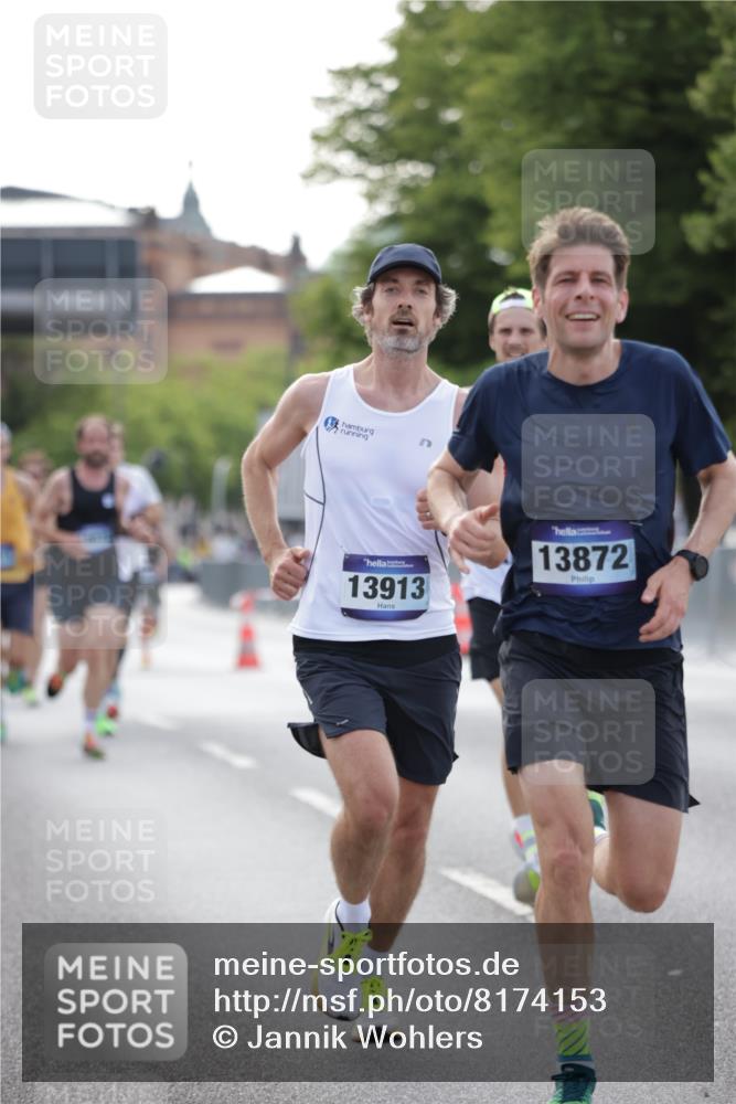 29.06.2025 - hella hamburg halbmarathon Jannik Wohlers http://msf.ph/oto/8174153 29.06.2025 09:42:10 Lombardsbrücke 2618, 10468, 11078, 13872, 13913, 14113, 15253, 16615 meine-sportfotos.de