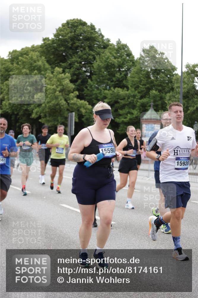 29.06.2025 - hella hamburg halbmarathon Jannik Wohlers http://msf.ph/oto/8174161 29.06.2025 11:07:25 Lombardsbrücke 1574, 1829, 2312, 2314, 2764, 2796, 2867, 3595, 3853, 3855, 3866, 3867, 4226, 4250, 4567, 4573, 6070, 6258, 6357, 6586, 7218, 7441, 7892, 8446, 8636, 9037, 9387, 9389, 9494, 9814, 9892, 9906, 9935, 10379, 10558, 10893, 11414, 12063, 12064, 12146, 12880, 12964, 13561, 14088, 14587, 14802, 15059, 15598, 15920, 16534, 16822, 18619, 18876 meine-sportfotos.de