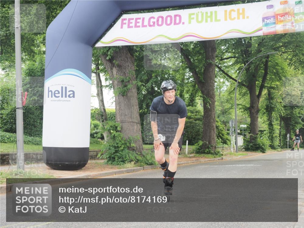 29.06.2025 - hella hamburg halbmarathon KatJ http://msf.ph/oto/8174169 29.06.2025 09:20:32 Zwischen KM18-KM19  meine-sportfotos.de