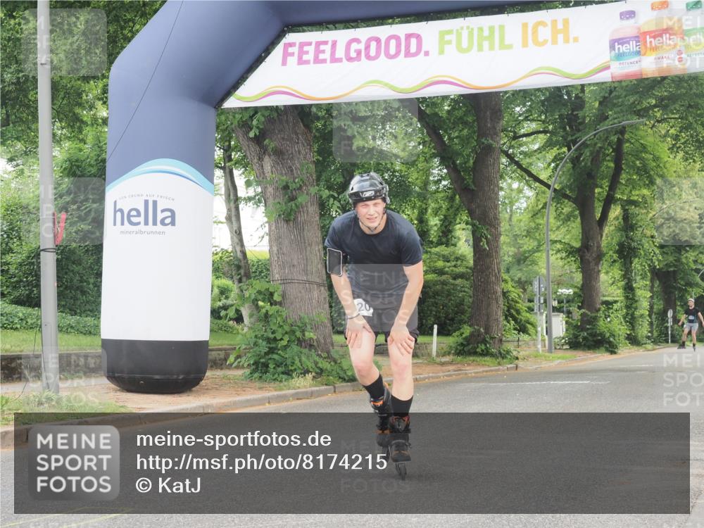 29.06.2025 - hella hamburg halbmarathon KatJ http://msf.ph/oto/8174215 29.06.2025 09:20:32 Zwischen KM18-KM19  meine-sportfotos.de