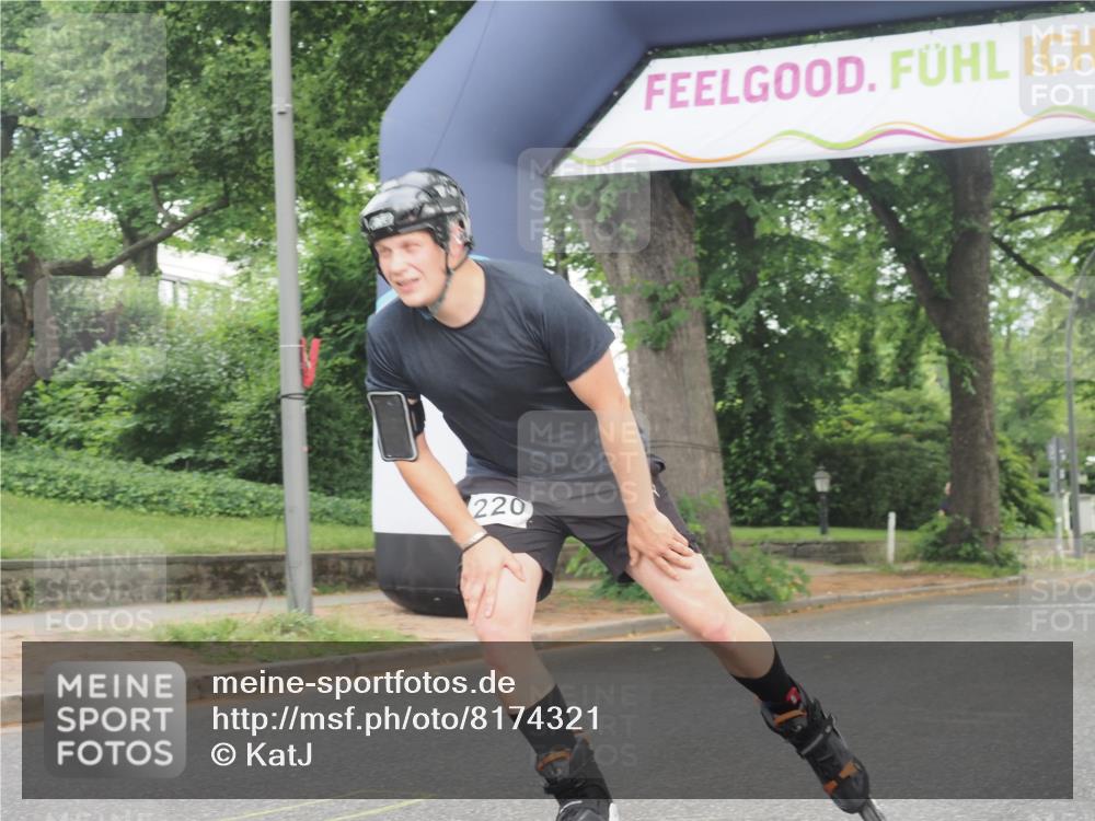 29.06.2025 - hella hamburg halbmarathon KatJ http://msf.ph/oto/8174321 29.06.2025 09:20:32 Zwischen KM18-KM19  meine-sportfotos.de