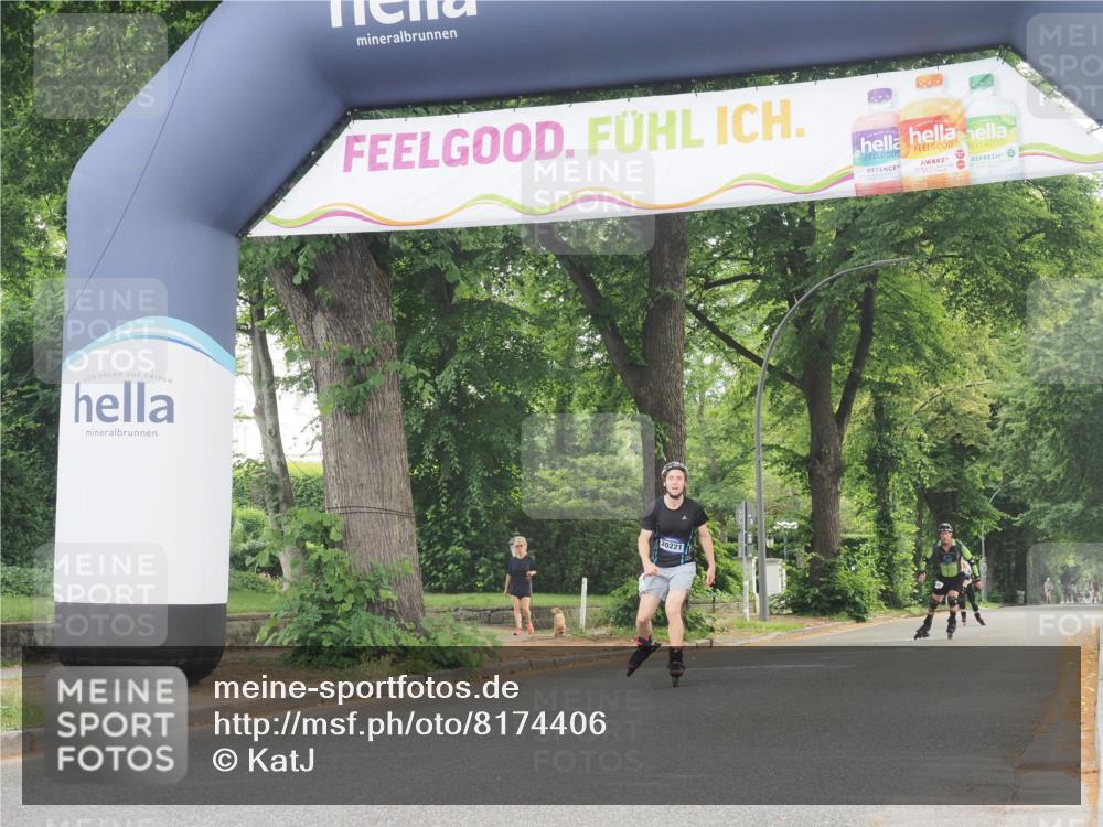 29.06.2025 - hella hamburg halbmarathon KatJ http://msf.ph/oto/8174406 29.06.2025 09:20:38 Zwischen KM18-KM19  meine-sportfotos.de