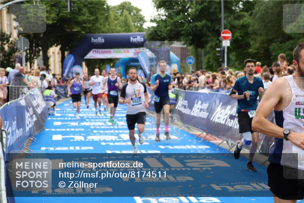 29.06.2025 - hella hamburg halbmarathon Zöllner http://msf.ph/oto/8174511 29.06.2025 10:37:15 Ziel 4860, 5923, 7482, 8362, 9178, 10190, 11423, 13972, 15178, 17137, 17726 meine-sportfotos.de
