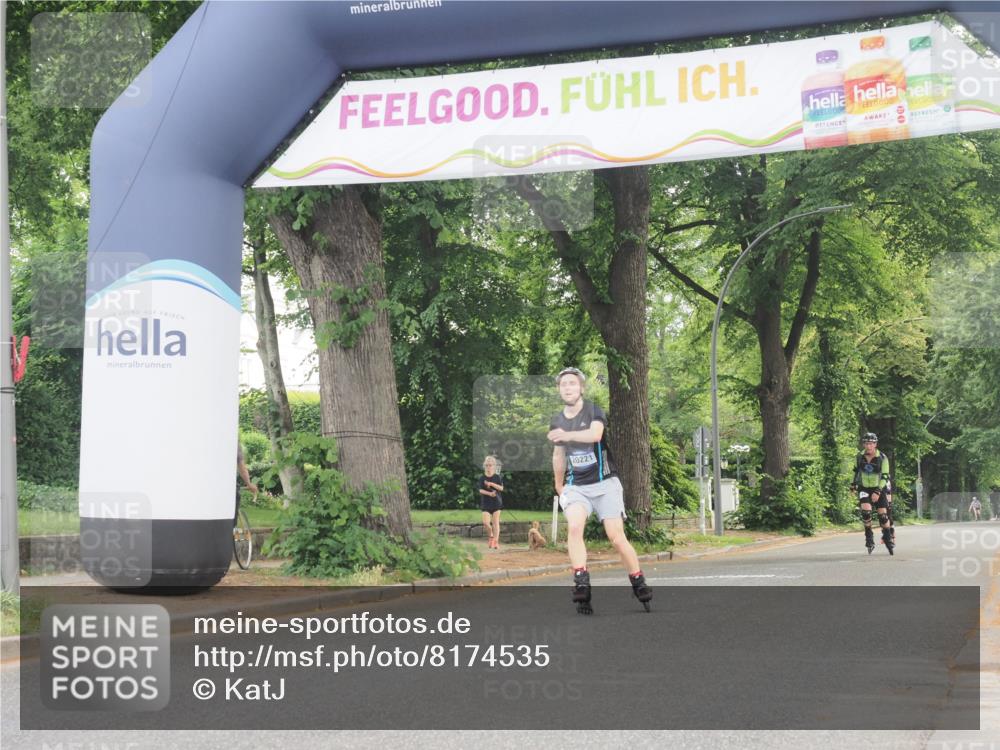 29.06.2025 - hella hamburg halbmarathon KatJ http://msf.ph/oto/8174535 29.06.2025 09:20:38 Zwischen KM18-KM19  meine-sportfotos.de