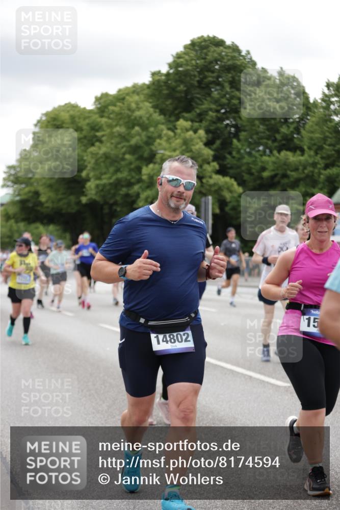 29.06.2025 - hella hamburg halbmarathon Jannik Wohlers http://msf.ph/oto/8174594 29.06.2025 11:07:38 Lombardsbrücke 1574, 1769, 2796, 2867, 3442, 3853, 3855, 4406, 4461, 4567, 4573, 5398, 5401, 5439, 5704, 5896, 6070, 6258, 6357, 6586, 6778, 6779, 6780, 6928, 7218, 7609, 8182, 8252, 8636, 9037, 9387, 9389, 9892, 9906, 9935, 10545, 10558, 10637, 10651, 10893, 10916, 10918, 11264, 11583, 11592, 11722, 12003, 12048, 12146, 12868, 12944, 14088, 14587, 14802, 15059, 15616, 18289, 18619, 18876 meine-sportfotos.de