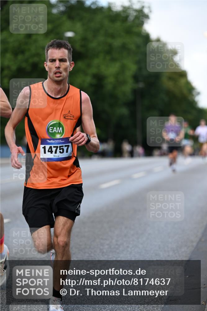 29.06.2025 - hella hamburg halbmarathon Dr. Thomas Lammeyer http://msf.ph/oto/8174637 29.06.2025 09:46:27 Kennedybrücke 1271, 6090, 7380, 9565, 9767, 10867 meine-sportfotos.de