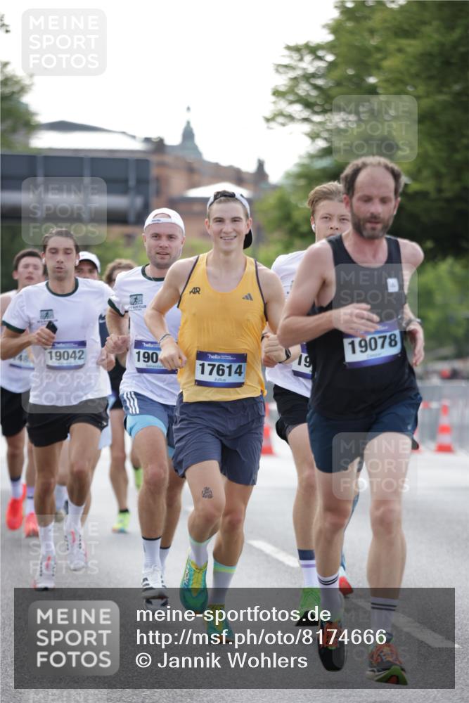 29.06.2025 - hella hamburg halbmarathon Jannik Wohlers http://msf.ph/oto/8174666 29.06.2025 09:42:14 Lombardsbrücke 2618, 7331, 7855, 9269, 10468, 11078, 12360, 13872, 13913, 14753, 14836, 16615, 17614, 19041, 19042, 19050, 19078 meine-sportfotos.de