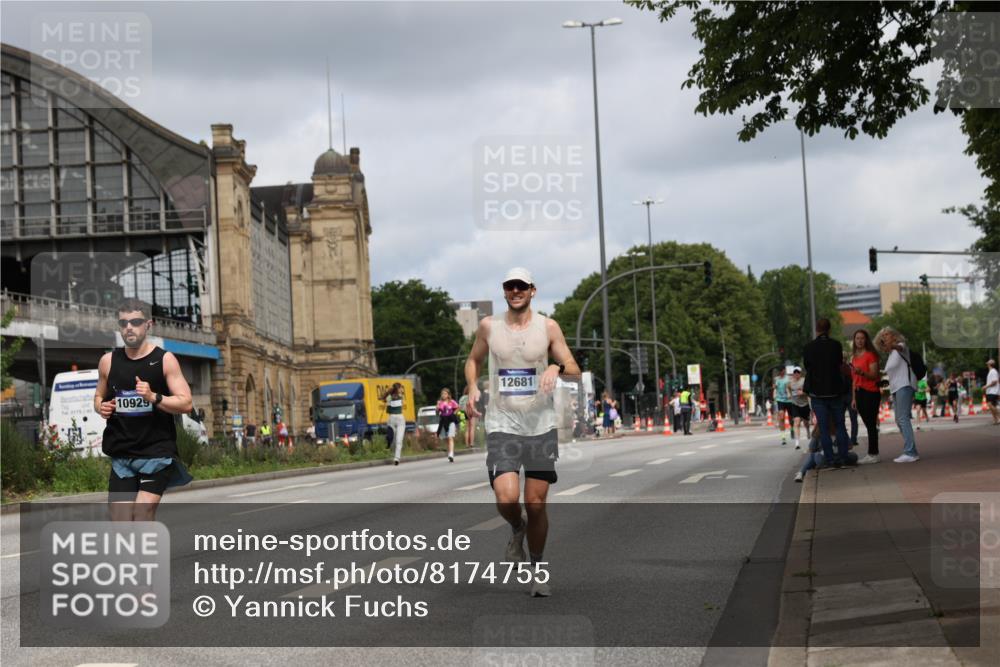 29.06.2025 - hella hamburg halbmarathon Yannick Fuchs http://msf.ph/oto/8174755 29.06.2025 10:26:27 20KM 3201, 3955, 4812, 5660, 6619, 10298, 10929, 12232, 12681, 13606, 13617, 14450, 15835, 18102, 19118 meine-sportfotos.de