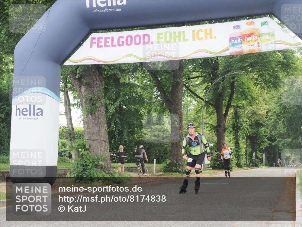 29.06.2025 - hella hamburg halbmarathon KatJ http://msf.ph/oto/8174838 29.06.2025 09:20:41 Zwischen KM18-KM19  meine-sportfotos.de