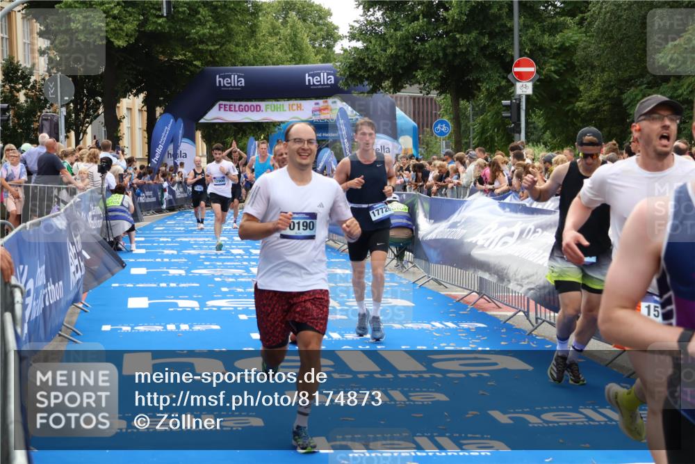 29.06.2025 - hella hamburg halbmarathon Zöllner http://msf.ph/oto/8174873 29.06.2025 10:37:20 Ziel 4860, 5003, 10190, 12900, 13854, 14387, 14459, 15178, 17137, 17726, 18824 meine-sportfotos.de