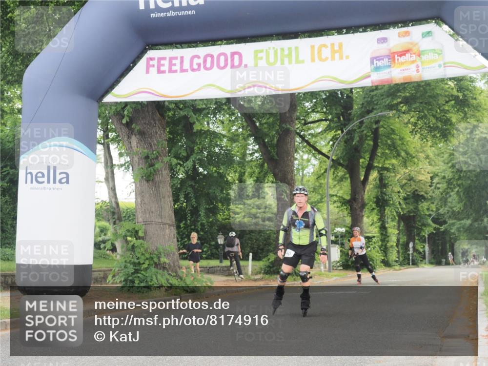29.06.2025 - hella hamburg halbmarathon KatJ http://msf.ph/oto/8174916 29.06.2025 09:20:41 Zwischen KM18-KM19  meine-sportfotos.de