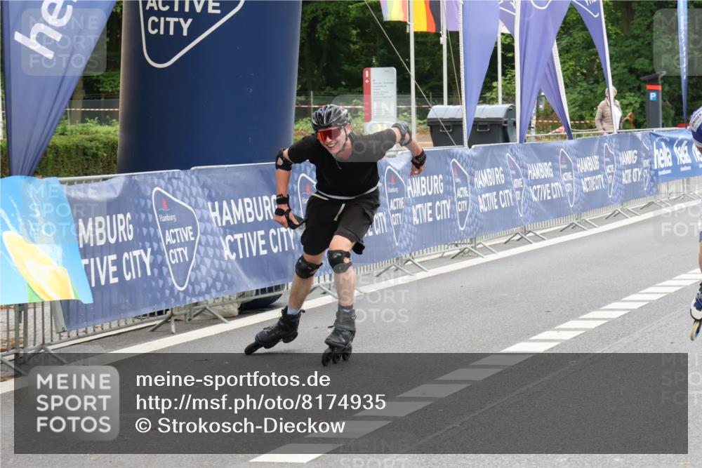 29.06.2025 - hella hamburg halbmarathon Strokosch-Dieckow http://msf.ph/oto/8174935 29.06.2025 09:16:35 Ziel 20191, 20280, 20299, 20357, 20387, 20467, 20473 meine-sportfotos.de