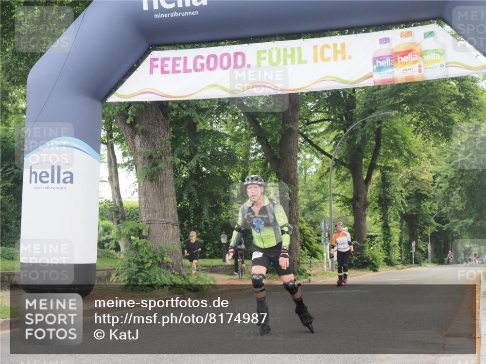 29.06.2025 - hella hamburg halbmarathon KatJ http://msf.ph/oto/8174987 29.06.2025 09:20:41 Zwischen KM18-KM19  meine-sportfotos.de