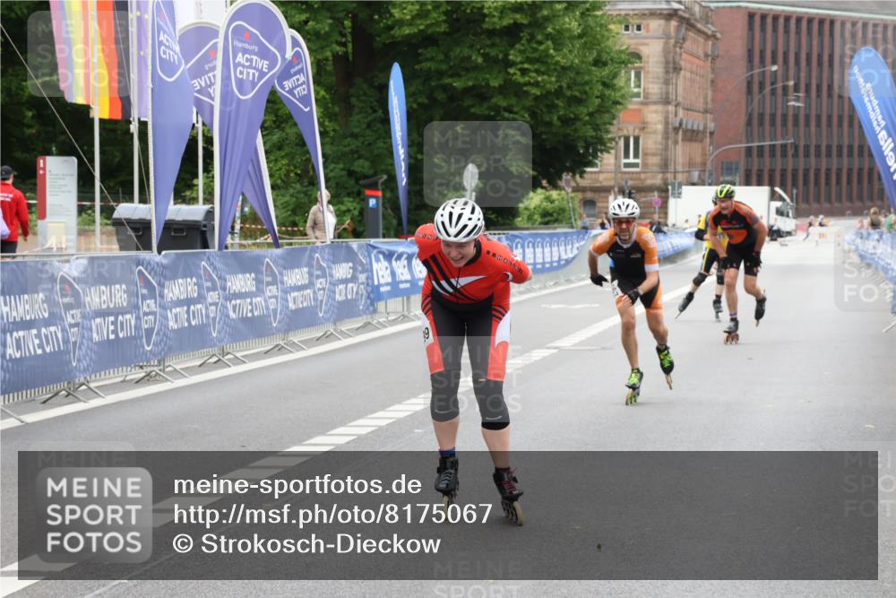 29.06.2025 - hella hamburg halbmarathon Strokosch-Dieckow http://msf.ph/oto/8175067 29.06.2025 09:16:37 Ziel 20280, 20299, 20357, 20467, 20473 meine-sportfotos.de