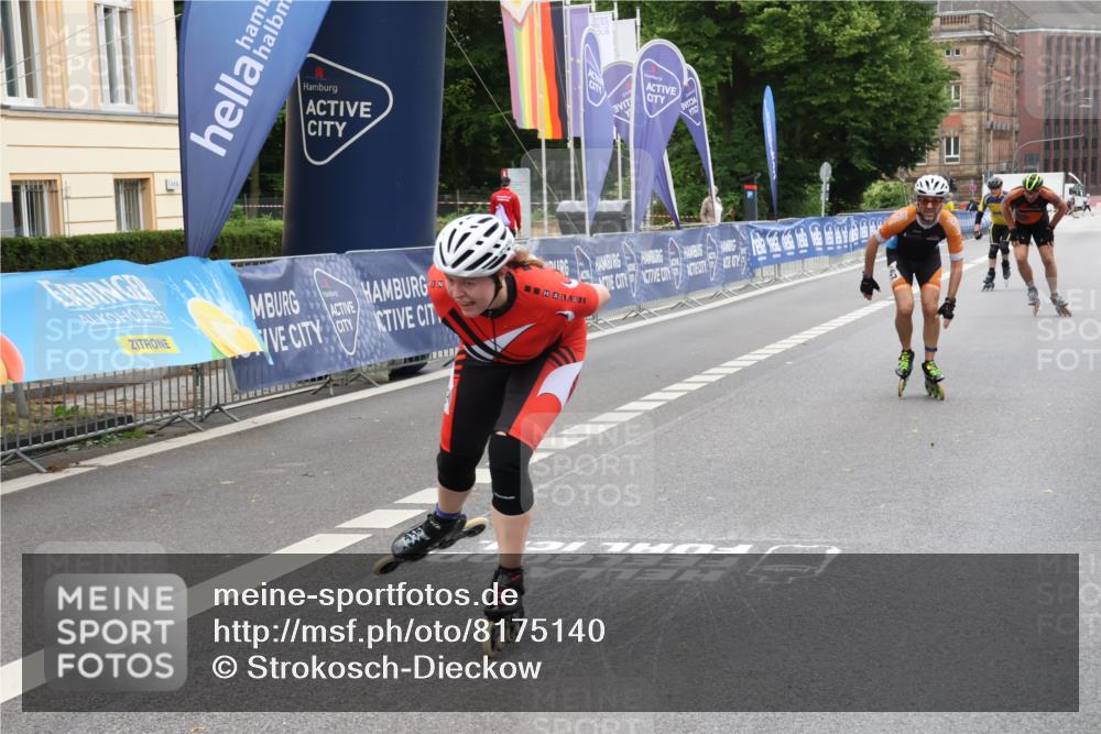 29.06.2025 - hella hamburg halbmarathon Strokosch-Dieckow http://msf.ph/oto/8175140 29.06.2025 09:16:38 Ziel 20280, 20299, 20357, 20467, 20473 meine-sportfotos.de