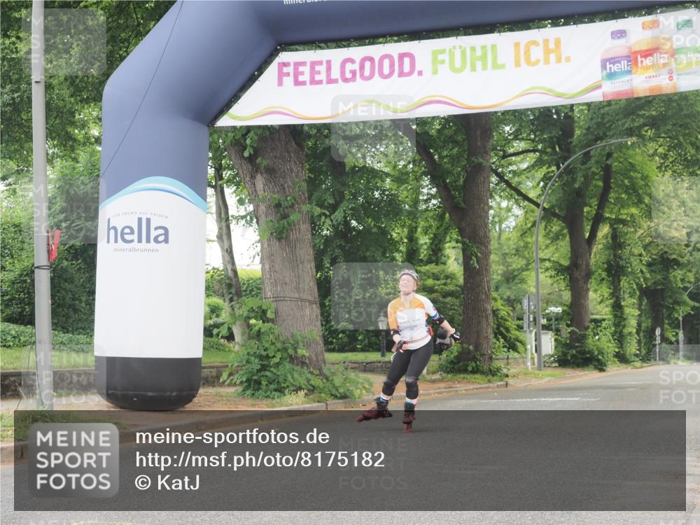 29.06.2025 - hella hamburg halbmarathon KatJ http://msf.ph/oto/8175182 29.06.2025 09:20:43 Zwischen KM18-KM19  meine-sportfotos.de