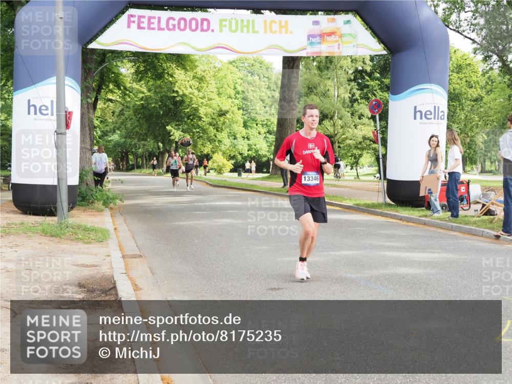 29.06.2025 - hella hamburg halbmarathon MichiJ http://msf.ph/oto/8175235 29.06.2025 10:15:54 Zwischen KM18-KM19 2483, 13346 meine-sportfotos.de