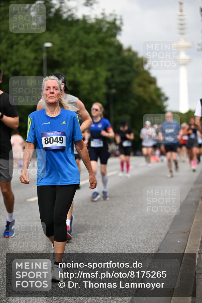 29.06.2025 - hella hamburg halbmarathon Dr. Thomas Lammeyer http://msf.ph/oto/8175265 29.06.2025 10:10:06 Kennedybrücke 1229, 1842, 2288, 2471, 2624, 3062, 3461, 4169, 5762, 6014, 7302, 7741, 8049, 8894, 8909, 9339, 9477, 9917, 10343, 10781, 10791, 10998 meine-sportfotos.de