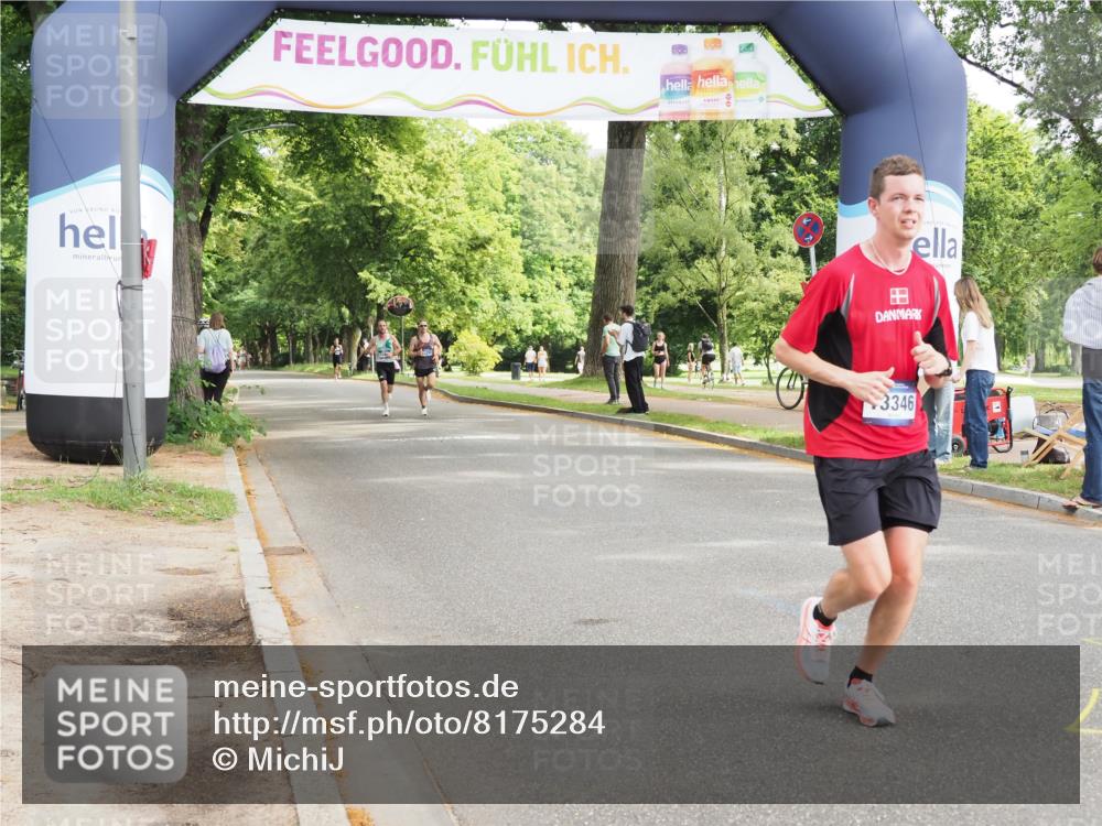 29.06.2025 - hella hamburg halbmarathon MichiJ http://msf.ph/oto/8175284 29.06.2025 10:15:55 Zwischen KM18-KM19 13346 meine-sportfotos.de